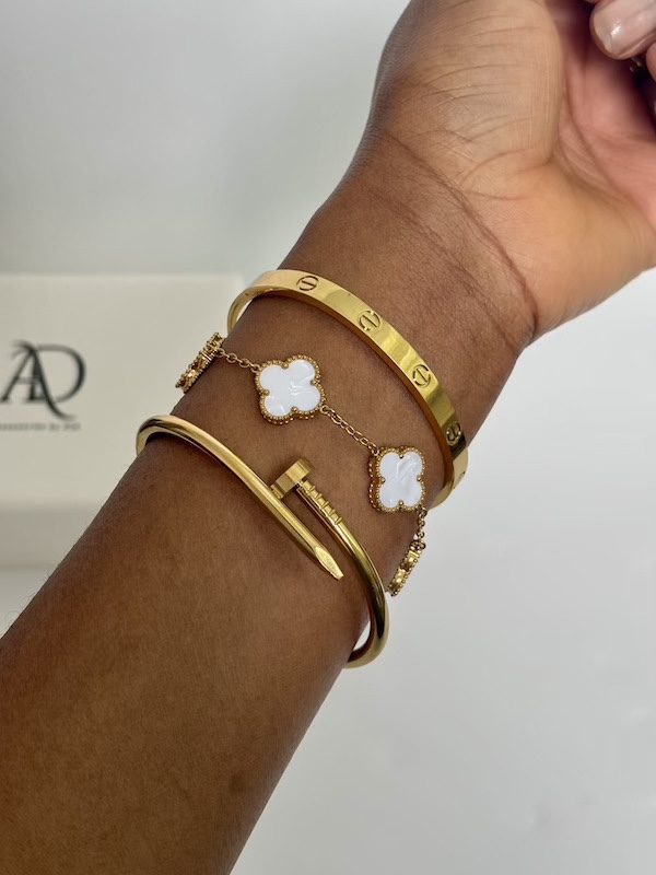 CVN Bangle set