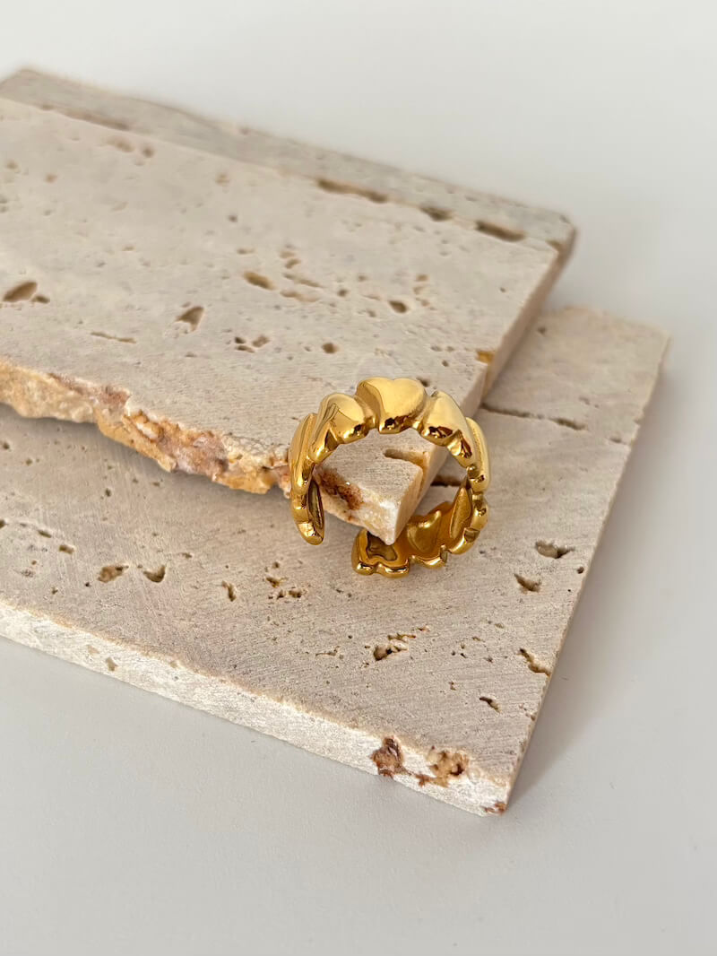Vivi ring