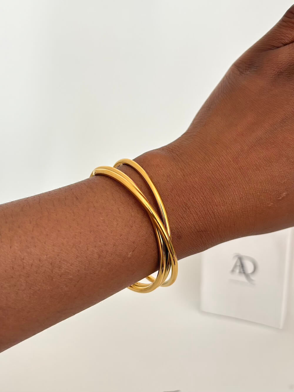 Finesse bangle