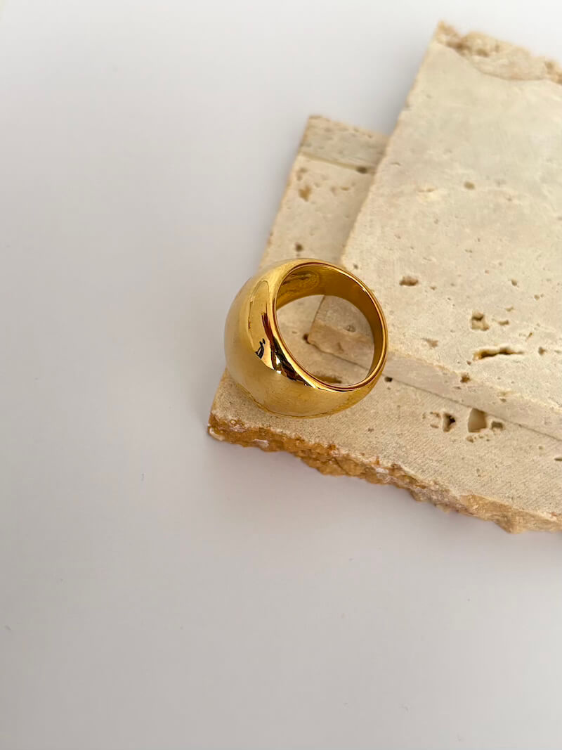 Shiny chunk ring