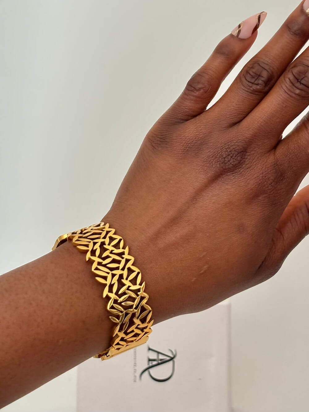 Tiara bangle