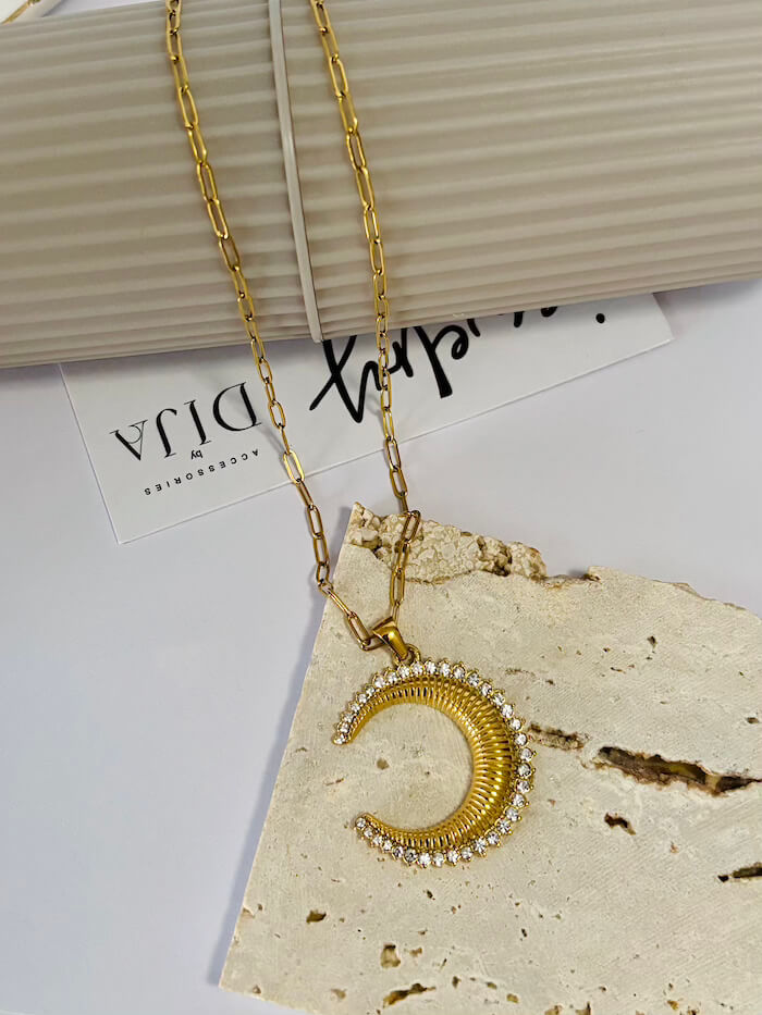 Crescent piece - View 3