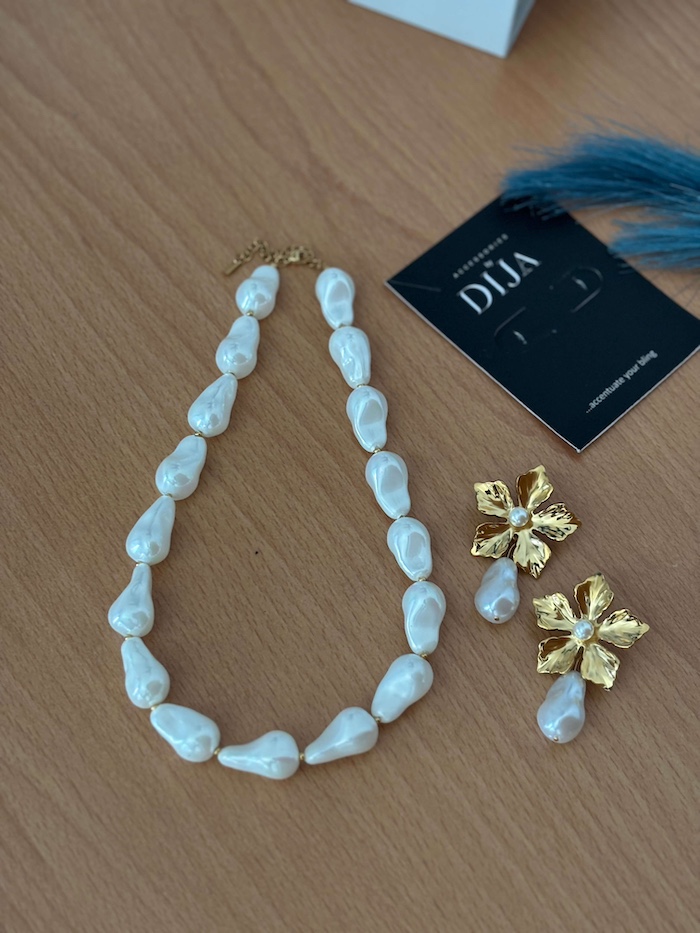Baroque pearl 