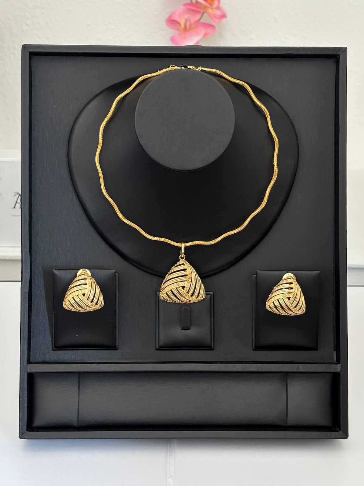 Fatma set